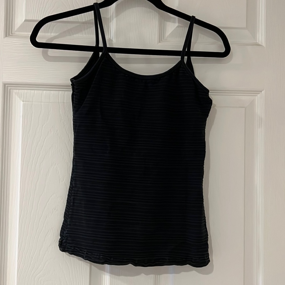 Hard tail black tank size small